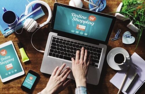 最后來(lái)說(shuō)一個(gè)正能量的故事，一個(gè)關(guān)于兩代人理性消費(fèi)理性投資的故事。