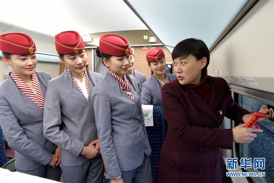 （社會(huì)）（5）江西南昌：備戰(zhàn)春運(yùn)