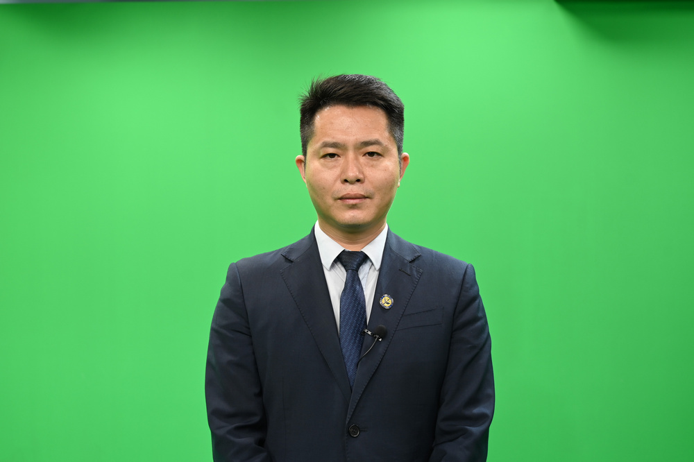 團(tuán)隊(duì) 深圳萬(wàn)物商企物業(yè)服務(wù)有限公司 萬(wàn)科濱海云中心物業(yè)服務(wù)中心.jpg